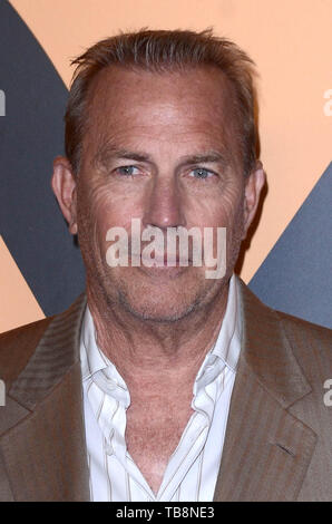 LOS ANGELES, CA - le 30 mai : Kevin Costner à la première partie pour Paramount Network's 'Yellowstone' Saison 2 chez Lombardi Chambre le 30 mai 2019 à Los Angeles, Californie. Crédit : David Edwards/MediaPunch Banque D'Images