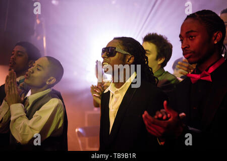 La star du rap Lil Wayne sur l'ensemble de sa musique vidéo 'Prom Queen' à la Birmingham High School‎ à Van Nuys, CA le 13 février 2009. Banque D'Images