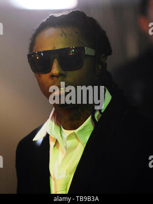 La star du rap Lil Wayne sur l'ensemble de sa musique vidéo 'Prom Queen' à la Birmingham High School‎ à Van Nuys, CA le 13 février 2009. Banque D'Images