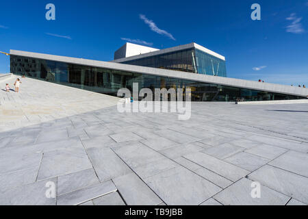 Entrée principale de l'Opéra d'Oslo, l'accueil de l'opéra théâtre national de Norvège, Norvège Banque D'Images