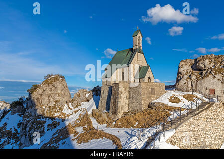 Petite chapelle au sommet de la montagne Wendelstein, Bavière, Allemagne Banque D'Images