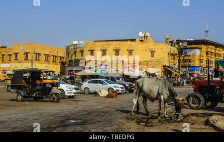 Jaisalmer, Inde - Nov 8, 2017. Marché local à Jaisalmer, Inde. Jaisalmer est un ancien centre de commerce médiéval et d'un État princier au Rajasthan. Banque D'Images