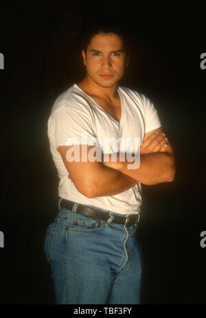 Los Angeles, Californie, USA 1er juin 1994 (Exclusive ) Acteur Marco Sanchez pose à une séance photo le 1 juin 1994 à Los Angeles, Californie, USA. Photo de Barry King/Alamy Stock Photo Banque D'Images