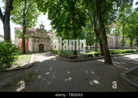 Vilnius, Lituanie. Mai 2019. La Cour de Vilnius Sainte Eglise de l'Assomption de la Vierge Marie Banque D'Images