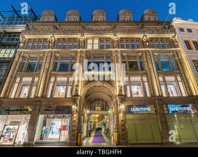 Entrée du passage Madler, Leipzig, Saxe, Allemagne, Europe Banque D'Images