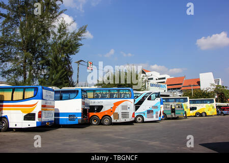 Chiang Mai, Thaïlande - 26 décembre 2012 : le bus des transports de l'entreprise du gouvernement. Photo à la gare routière de Chiangmai. Banque D'Images