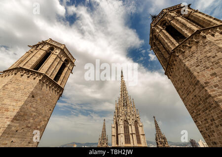 Détail de la cathédrale gothique de la Sainte Croix et Sainte Eulalia à Barcelone, Catalogne, Espagne, Europe Banque D'Images