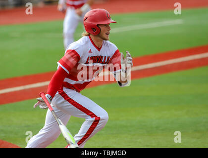 Louisville, Kentucky, USA. 31 mai, 2019. Louisville's Lucas Dunn au cours d'un base-ball NCAA au stade régional Jim Patterson à Louisville, KY. Kevin Schultz/CSM/Alamy Live News Banque D'Images