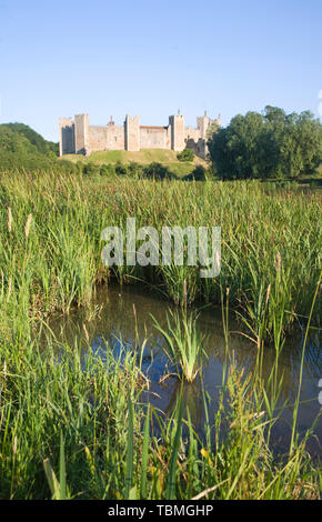 Douzième siècle bâtiment historique du château de Framingham, Docking, Suffolk, Angleterre, RU Banque D'Images