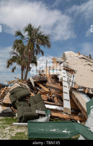 Le Mexique, Floride - Destruction de l'ouragan Michael est répandu sept mois après la tempête de catégorie 5 a frappé la Floride. Banque D'Images