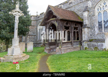 Porche en bois du 17ème siècle Eglise de Saint Mary, Boxford, Suffolk, Angleterre, RU Banque D'Images