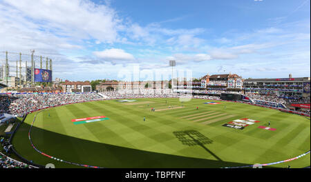 Kia Oval, Londres, Royaume-Uni. 2 juin, 2019. Coupe du Monde de Cricket ICC, Afrique du Sud et au Bangladesh ; vue générale du sol au cours de la guerre des manches de la Vauxhall se trouve à la fin de l'Action : Crédit de masse Plus Sport/Alamy Live News Banque D'Images