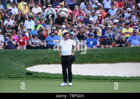 Dublin, OH, USA. 09Th Juin, 2019. Keith Mitchell se tient sur le côté après avoir fini le 18ème green pendant dernier tour jouer au tournoi Memorial Day 2019 présenté par Nationwide à Muirfield Village Golf Club à Dublin, OH. Austyn McFadden/CSM/Alamy Live News Banque D'Images