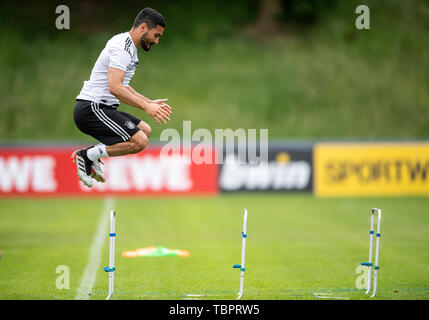 Venlo, Pays-Bas. 06Th Juin, 2019. Ilkay Gündogan entraîne avec l'équipe nationale dans le stade de Koel. L'équipe nationale de football joue contre le Bélarus (8.6.) et l'Estonie (11.6.) dans le championnat européen de qualification. Credit : Marius Becker/dpa/Alamy Live News Banque D'Images