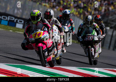 2er juin 2019, le circuit du Mugello, Firenze, Florence, Italie, le MotoGP d'Italie, la Journée de la course ; Tony Arbolino (tireurs d'vne) lors de la course Moto3 Banque D'Images