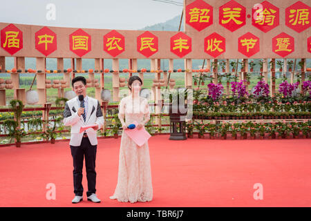 23 septembre 2018 Cérémonie d'ouverture de la première fête des récoltes des agriculteurs chinois Lianxi Conference Hall, comté de Wengyuan, Shaoguan City Banque D'Images