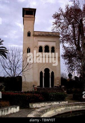 CAPILLA DE SANTA JUSTA Y RUFINA CONOCIDA COMO CENTRE COMMERCIAL PABELLÓN PICKHAM - SIGLO XIX. Lieu : MONASTÈRE DE SANTA MARIA DE LAS CUEVAS. Sevilla. Séville. L'ESPAGNE. Banque D'Images