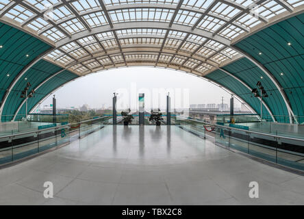 Shanghai Maglev Train Longyang Road la plate-forme Banque D'Images
