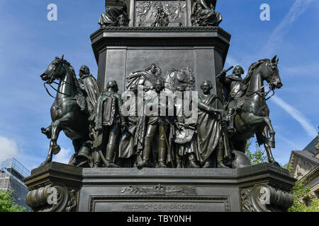 Base, rider's monument Friedrich le tallness, sous la lime-arbres, milieu, Berlin, Allemagne, Sockel, Reiterdenkmal Friedrich der Große, Unter den Lin Banque D'Images