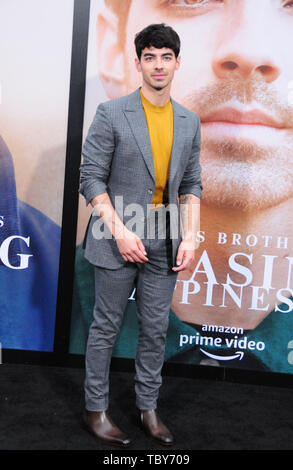 Los Angeles, Californie, USA 3 juin 2019 chanteur Joe Jonas assiste à la première mondiale de Jonas Brothers à la recherche du bonheur le 3 juin 2019 à Regency Bruin Theatre de Los Angeles, Californie, USA. Photo de Barry King/Alamy Live News Banque D'Images