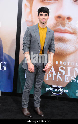 Los Angeles, Californie, USA 3 juin 2019 chanteur Joe Jonas assiste à la première mondiale de Jonas Brothers à la recherche du bonheur le 3 juin 2019 à Regency Bruin Theatre de Los Angeles, Californie, USA. Photo de Barry King/Alamy Live News Banque D'Images