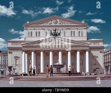 Moscou, Russie - Jun 04, 2019 : Avis de Grand Théâtre en bâtiment en style architectural classique. Bâtiment du théâtre classique avec frontons sur triangle Banque D'Images