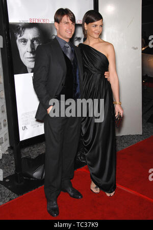 LOS ANGELES, CA. 02 novembre 2007 : épouse de Tom Cruise & Katie Holmes à l'AFI Fest 2007 opening night gala de son nouveau film "Lions for Lambs" au Dôme de Cinerama, Hollywood. © 2007 Paul Smith / Featureflash Banque D'Images