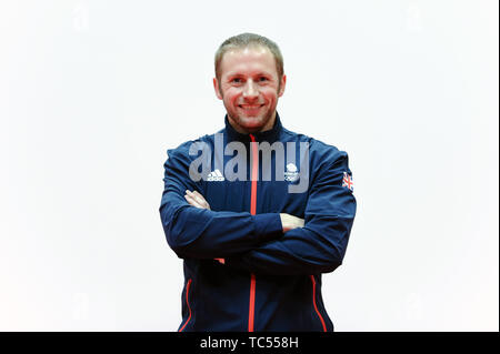 Jason Kenny au cours de la séance pour le kitting Minsk 2019 Jeux européens au NEC de Birmingham. Banque D'Images