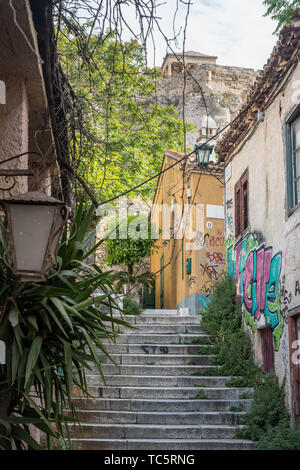 Maisons dans l'ancien quartier de Plaka à Athènes, Grèce Banque D'Images