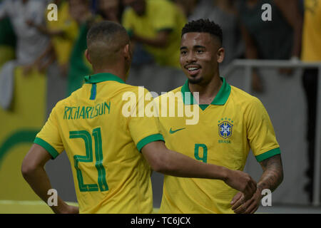 Brasilia, Brésil. Le 05 juin, 2019. Richarlison et Gabriel Jésus de l'équipe nationale du Brésil au cours d'un match amical contre l'équipe nationale du Qatar, valide en tant que préparation pour la Copa América 2019, dans la nuit du mercredi, 05, au Stade National Mané Garrincha à Brasília. (PHOTO : RICARDO BOTELHO/BRÉSIL PHOTO PRESSE) Credit : Brésil Photo Presse/Alamy Live News Banque D'Images