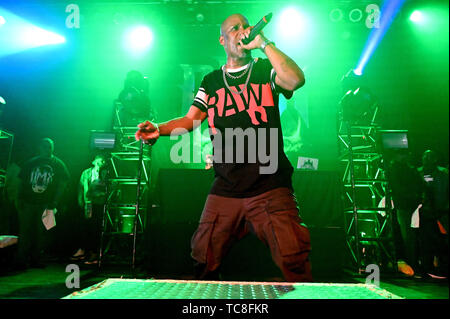 Sur le "DMX rappeur en célébration de la DMX c'est sombre et l'enfer est chaud 20e anniversaire d'' fonctionne à la Chicago House of Blues le 4 mai 2019 à Chicago, IL, USA avec DMX : où : Chicago, Illinois, United States Quand : 06 mai 2019 Crédit : Adam Bielawski/WENN.com Banque D'Images