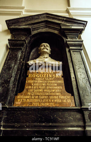 L'Europe, Pologne, Varsovie, églises, rues, églises, des célébrités, des anciennes maisons, les routes, les routes, les villes, le trafic, monuments, sculptures Banque D'Images