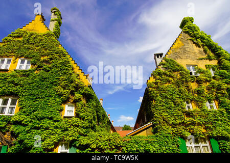 L'hébergement à Fuggerei ou Augusta est le plus ancien exemple de logement social encore existant dans le monde. Financé en 1521 par Jacob Fugger le plus jeune, Banque D'Images