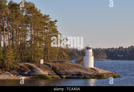 L'extrémité ouest de l'île de l'archipel de Stockholm à Granholmen près de Vaxholm, Suède Banque D'Images