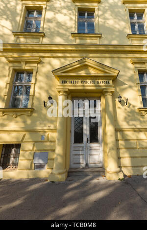 SREMSKI KARLOVCI, en Voïvodine, Serbie - 11 NOVEMBRE 2018 : Séminaire de théologie orthodoxe serbe de la ville de Srijemski Karlovci, en Voïvodine, Serbie Banque D'Images