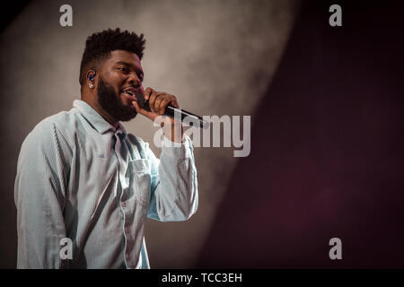 Aarhus, Danemark. 06 Juin, 2019. Le Danemark, Aarhus - 6 juin 2019. Le chanteur et compositeur Khalid effectue un concert live au cours de la musique danoise Northside festival 2019 à Aarhus. (Photo crédit : Gonzales Photo/Alamy Live News Banque D'Images