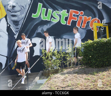 Venlo, Pays-Bas. 07Th Juin, 2019. Soccer : l'équipe nationale dans le stade de Koel. Les joueurs Julian Brandt (l-r), Leroy Sane, Klostermann Lukas et Matthias Ginter, rendez-vous à la formation finale de l'équipe nationale de football allemande avant le championnat européen de qualification le samedi (08.06.2019) à l'encontre du Bélarus. Credit : Roland Weihrauch/dpa/Alamy Live News Banque D'Images