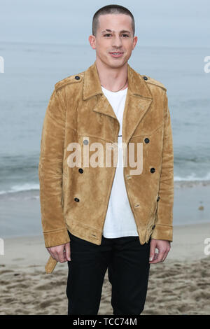 Malibu, United States. 06 Juin, 2019. MALIBU, LOS ANGELES, CALIFORNIE, USA - 06 juin : la chanteuse Charlie Puth arrive à la Saint Laurent Mens Spring Summer 20 Show qui a eu lieu à Paradise Cove Beach le 6 juin 2019 à Malibu, Los Angeles, Californie, États-Unis. (Photo par Xavier Collin/Image Crédit : Agence de Presse) L'agence de presse Image/Alamy Live News Banque D'Images