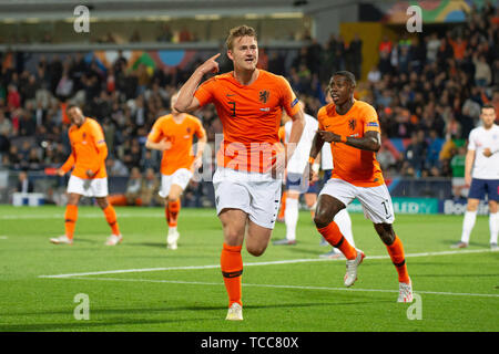 GUIMARES, PORTUGAL 6ÈME JUIN Matthijs de Ligt des Pays-Bas s'égalise au cours de l'ONU l'UEFA match de championnat entre les Pays-Bas et l'Angleterre à l'Estádio D. Afonso Henriques, Guimarães, Portugal le jeudi 6 juin 2019. (Crédit : Pat Scaasi | MI News ) Crédit : MI News & Sport /Alamy Live News Banque D'Images