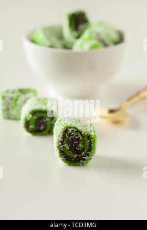L'est traditionnels desserts sur la table Banque D'Images