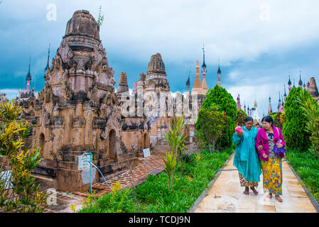 La pagode Kakku dans l'Etat Shan Myanmar Banque D'Images