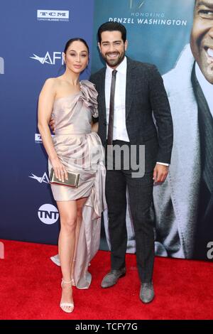 Cara Santana, Jesse Metcalfe au niveau des arrivées pour Jean DUTOURD Hommage à Denzel Washington, le Kodak Theater à Hollywood et Highland Center, Los Angeles, CA, le 6 juin 2019. Photo par : Priscilla Grant/Everett Collection Banque D'Images