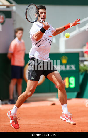 Paris, France. Le 08 juin, 2019. Novak Djokovic la Serbie au cours de l'masculin demi-finale du tournoi de tennis contre Dominic Thiem de l'Autriche à la Roland Garros à Paris, France le 8 juin 2019. (Photo par AFLO) Credit : AFLO Co.,Ltd/Alamy Live News Banque D'Images