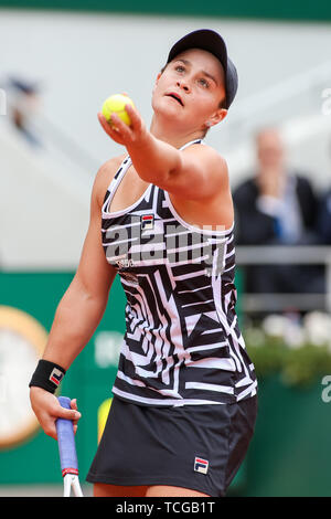 Paris, France. Le 08 juin, 2019. Ashleigh Barty de l'Australie au cours des dames en finale de l'Open de France de tennis contre Marketa Vondrousova de la République tchèque à la Roland Garros à Paris, France le 8 juin 2019. (Photo par AFLO) Credit : AFLO Co.,Ltd/Alamy Live News Banque D'Images