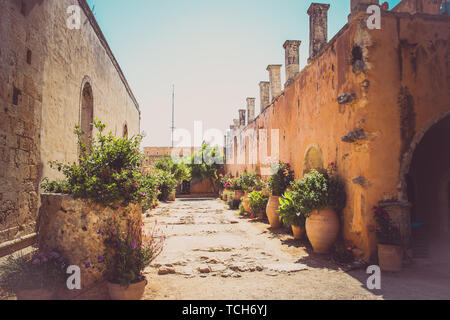 Jardin intérieur monastère d'Arkadi, Crète, Grèce Banque D'Images