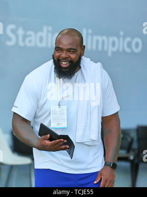 ROME, ITALIE - 06 juin : Darrell Hill des États-Unis d'instants après avoir participé à la capture d'hommes Mettre pendant l'IAAF Diamond League 2019 Golden Gala Pietro Men Banque D'Images