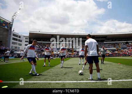 Guimaraes, Portugal. 09Th Juin, 2019. Angleterre réchauffer avant de l'UEFA Ligue des Nations Unies la troisième place match Play-Off entre la Suisse et l'Angleterre, à l'Estadio D. Afonso Henriques, le 9 juin 2019 à Guimaraes, Portugal. (Photo de Daniel Chesterton/phcimages.com) : PHC Crédit Images/Alamy Live News Banque D'Images