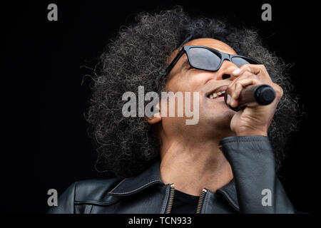 Nuremberg, Allemagne. 09Th Juin, 2019. William DuVall, chanteur du groupe américain Alice in Chains, est sur la scène du festival en plein air "Rock im Park". La fête de la musique soit jusqu'au 9 juin 2019. Crédit : Daniel Karmann/dpa/Alamy Live News Banque D'Images