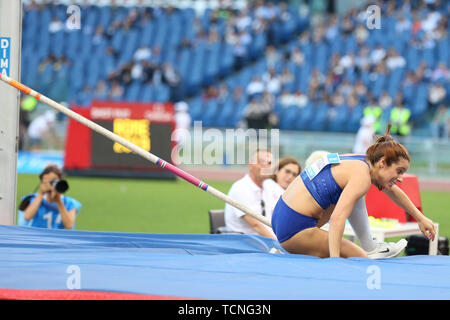 ROME, ITALIE - 06 juin : Katerina Stefanidi de Grèce participe à la perche femmes au cours de l'IAAF Diamond League 2019 Golden Gala Pietro Menne Banque D'Images