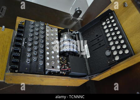 Une machine Enigma à Bletchley Park, Milton Keynes, Buckinghamshire, UK Banque D'Images